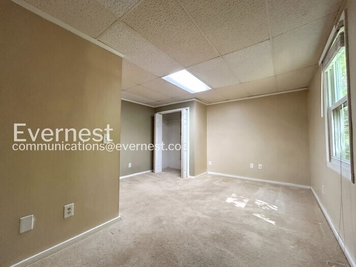 Building Photo - 2100 Toonigh Rd