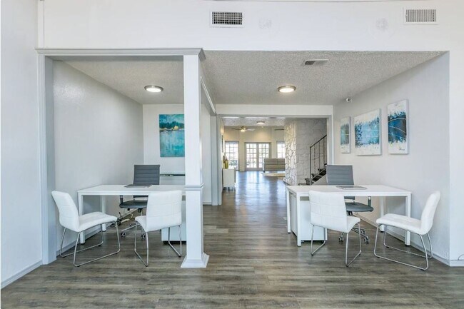 Building Photo - * $300 Off April and May Rent * Beautiful 1 bedroom apartment *