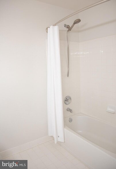 Building Photo - 3347 Wilton Crest Ct