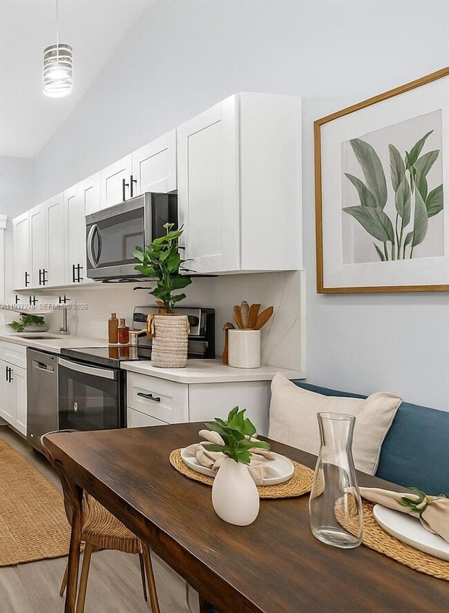 Building Photo - 3639 NW 83rd Ln