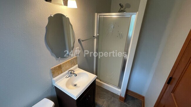 Building Photo - Cozy 1 BD | 1 BA Apartment - Oregon City