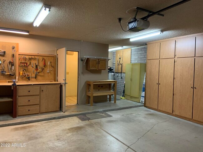 Building Photo - 3213 W McRae Way