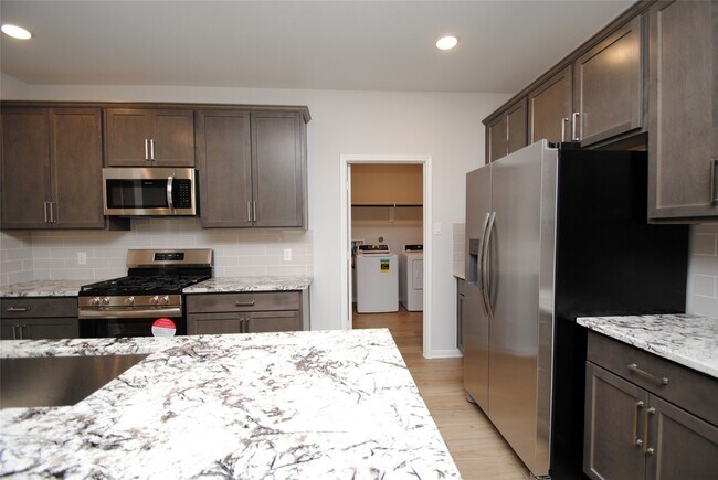 Building Photo - 2541 Allegretto Sea Dr