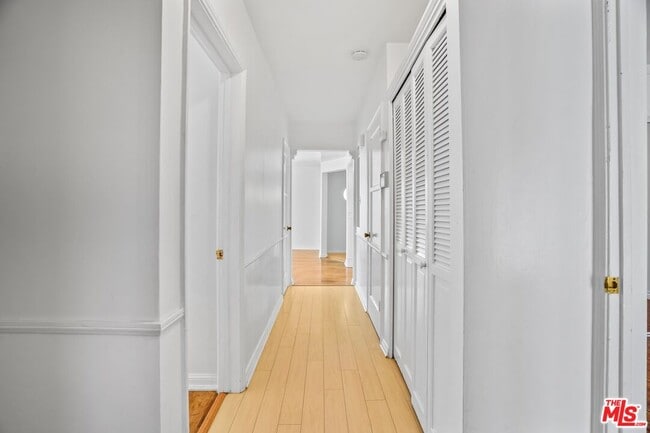 Building Photo - 1918 Prosser Ave