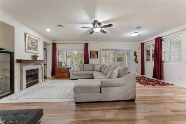 Building Photo - 2565 Leighton Ave