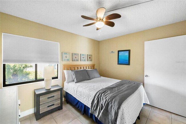 Building Photo - 1515 Pinellas Bayway S