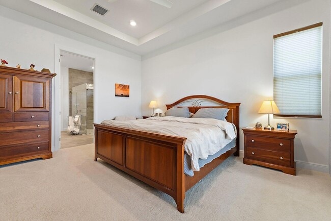 Building Photo - 15883 Key Biscayne Ln