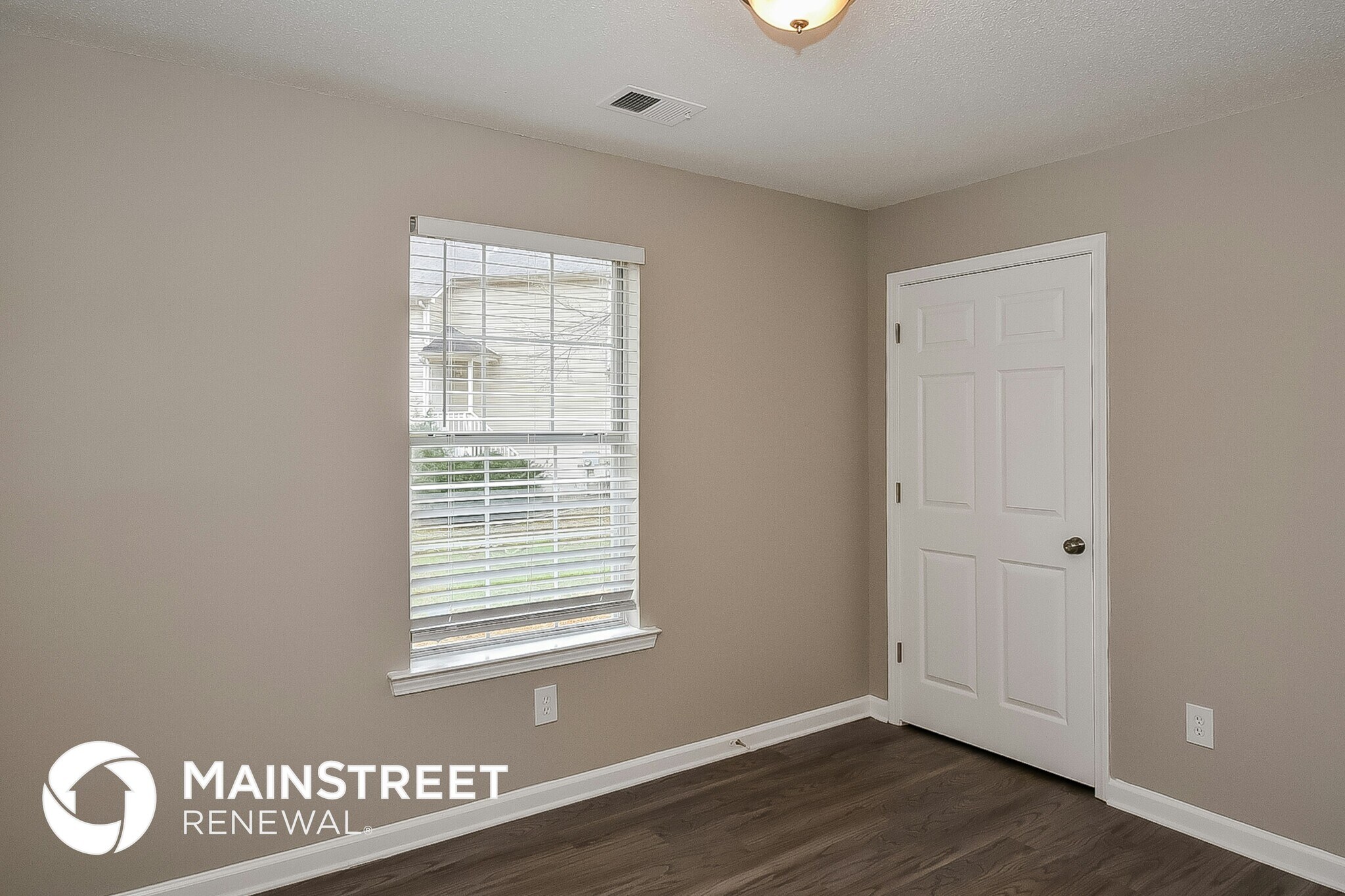 Building Photo - 1367 Camrose Ct