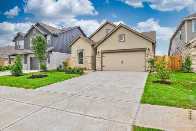Building Photo - 31726 Wild Mdw Dr
