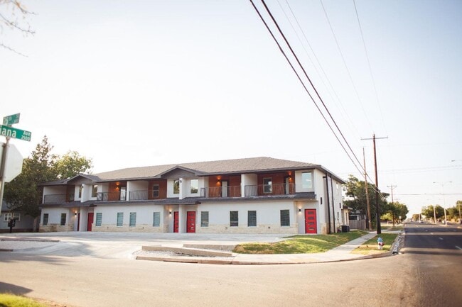 Building Photo - 3404 25th St