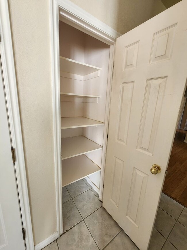 Building Photo - Cozy 3 Bedroom Cedar City Home