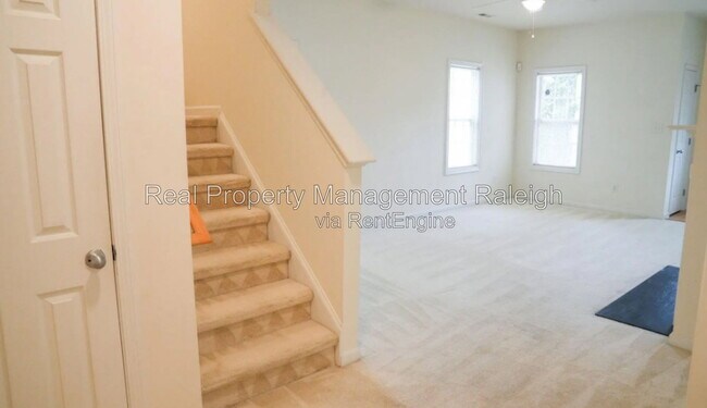 Building Photo - 3505 Rendition St