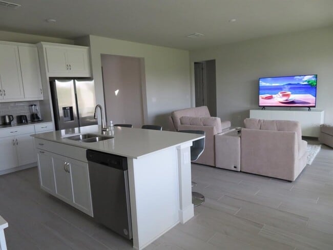 Building Photo - 20488 Bandera Pl