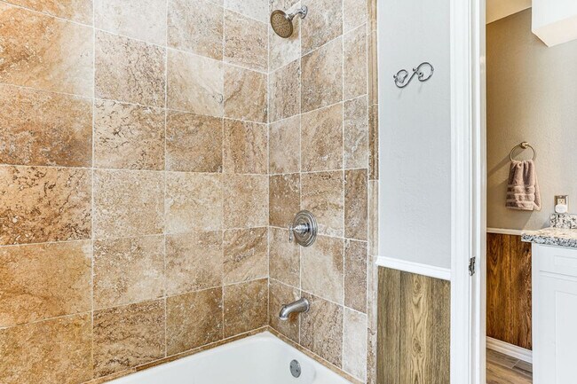 Building Photo - 3601 Medford Ct