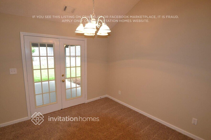 Building Photo - 220 Chinns Way