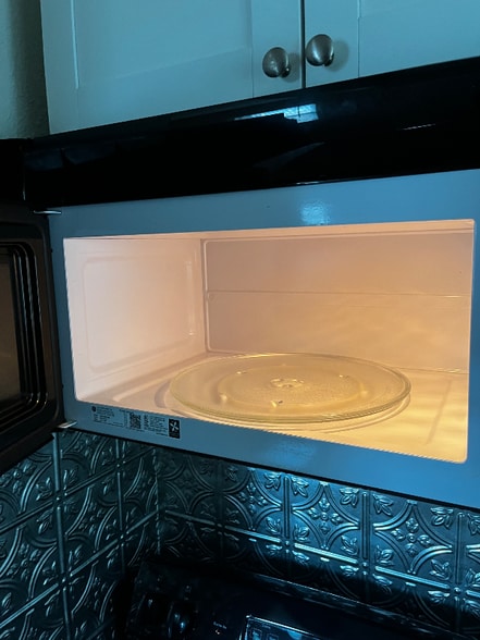 Building Photo - 618 Marchmont Ln