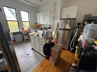 Building Photo - 23-35 31st St