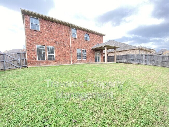 Building Photo - 601 Port Royale Way