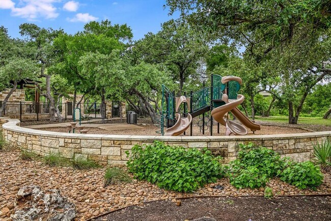 Building Photo - 10908 Railway Ln