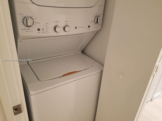 Building Photo - 55 SW 9th St