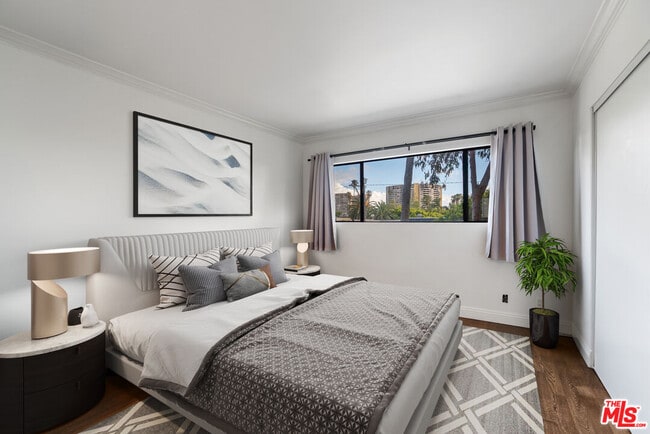 Building Photo - 2500 Abbot Kinney Blvd