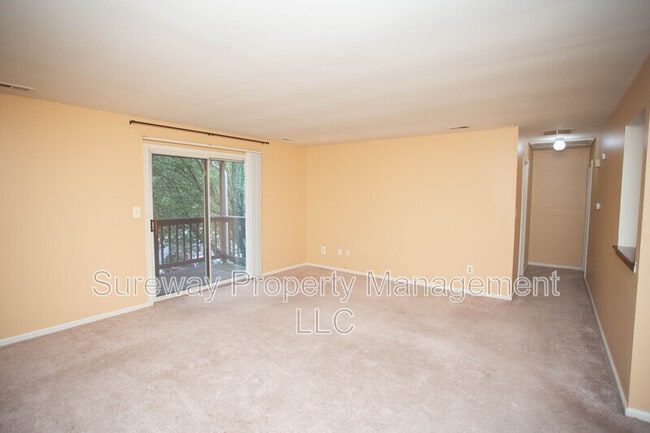 Building Photo - 115 Claire Ct