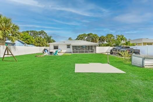 Building Photo - 6159 SE Poinciana Ln