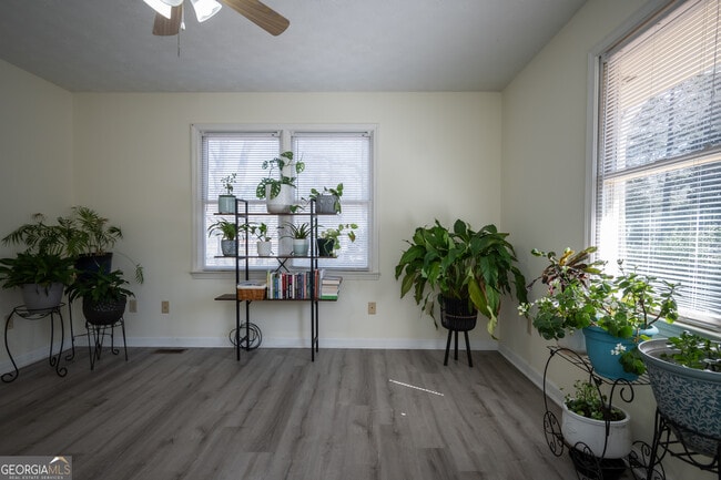 Building Photo - 100 VFW Dr