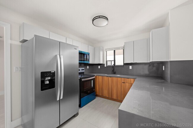 Building Photo - 1181 NW 66th St