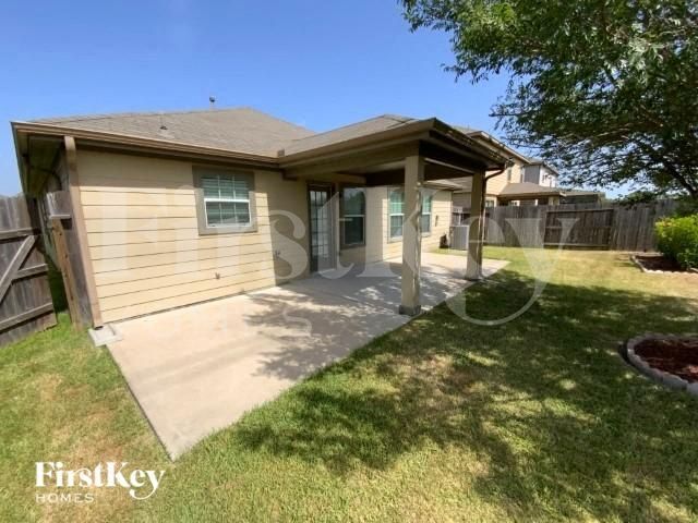 Building Photo - 6626 Hollow Harvest Ln