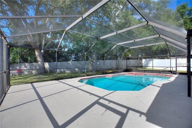 Building Photo - 3662 Chatham Dr