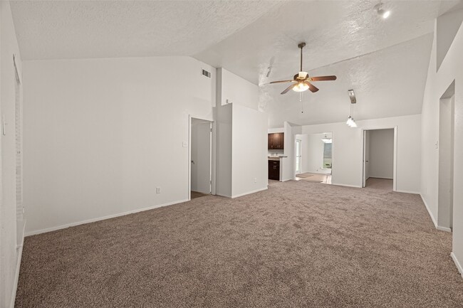 Building Photo - 2714 S Brompton Dr