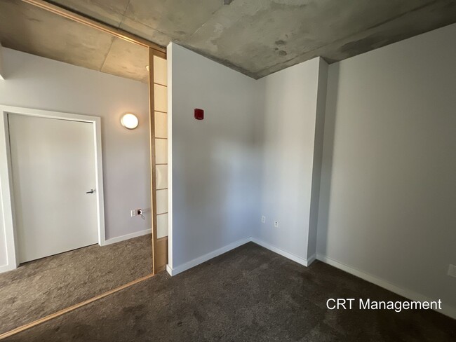 Building Photo - Charming 1 Bed, 1 Bath Condo Available in Cherry Creek