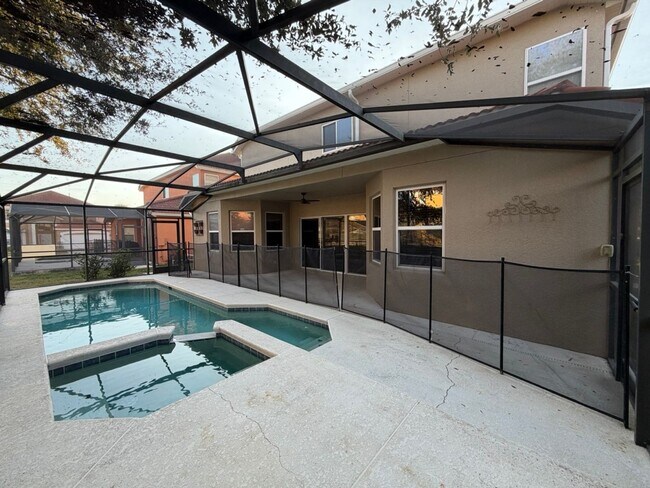 Building Photo - 5-Bed / 4.5 Bath Pool Home Available Now!