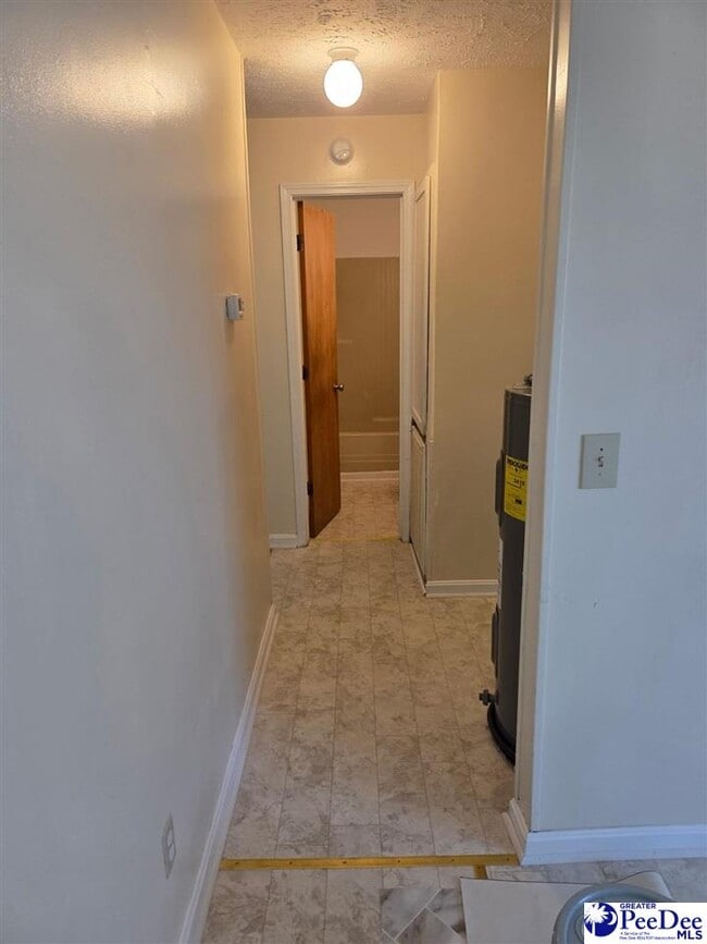 Building Photo - 917 Coleman Cir