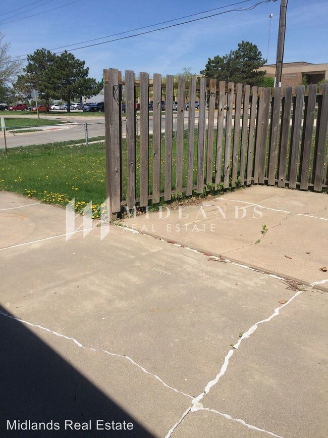 Building Photo - 3 br, 2 bath House - 4616 Ruth Street