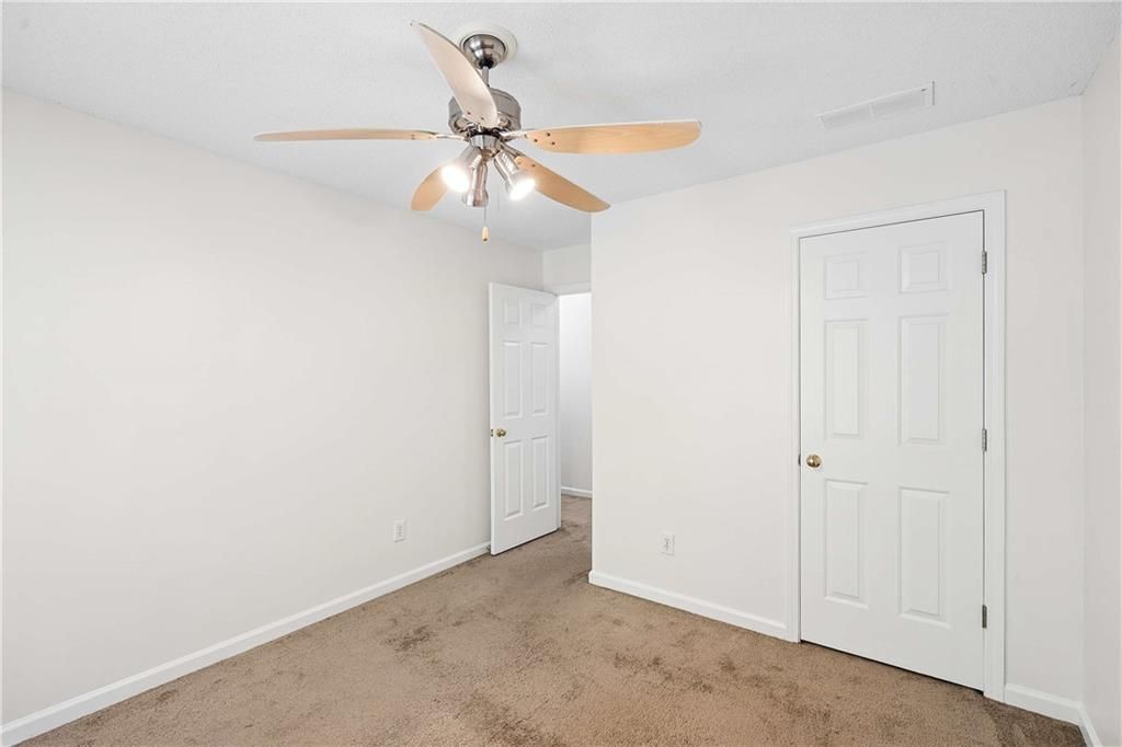 Building Photo - 6285 Barwick Ln