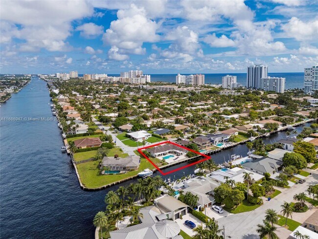 Building Photo - 1912 Ocean Mist Dr