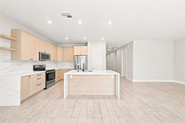 Building Photo - 23206 SW 108th Ave