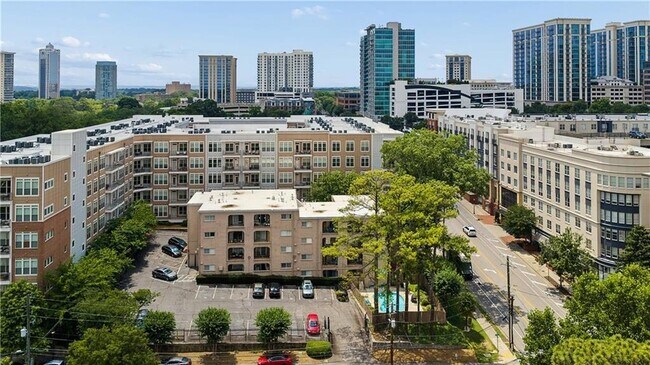 Building Photo - 395 Pharr Rd NE