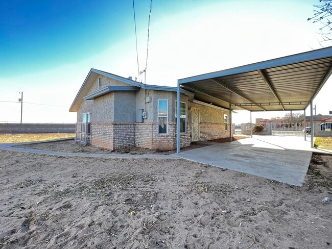 Building Photo - 10183 Dijon Pl