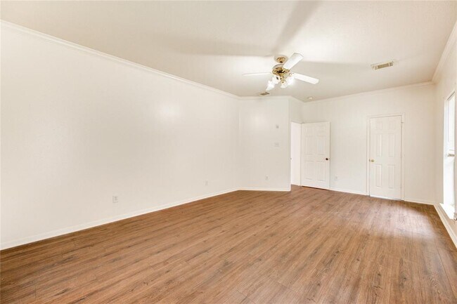 Building Photo - 15206 Garett Green Cir