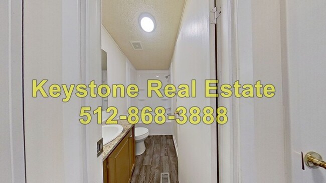 Building Photo - Lovely 4-bedroom, 2-bath home offering 2,048 sq ft on 1.21 scenic acres in Georgetown!