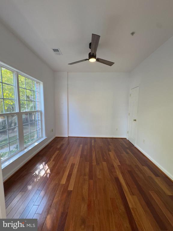 Building Photo - 12429 Gladys Retreat Cir