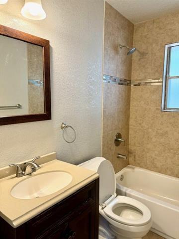 Building Photo - 4920 Susan Lee Ln