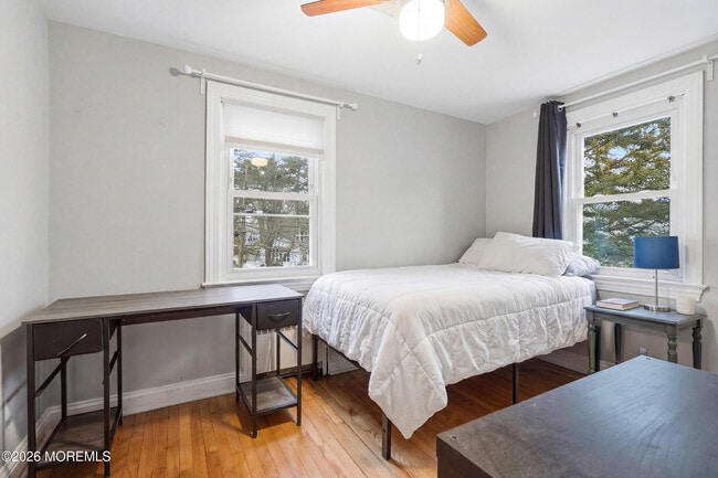 Building Photo - 416 Roosevelt Ave