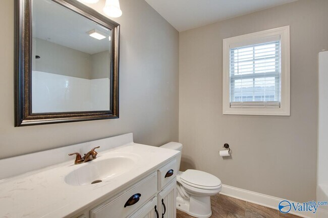 Building Photo - 13697 Callaway Dr