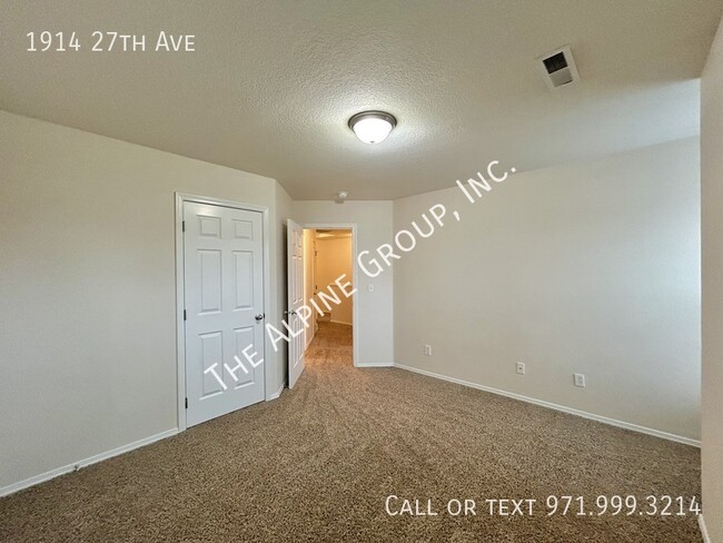 Building Photo - Townhome in Forest Grove