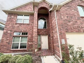 Building Photo - Water-deck 4 beds rental home in Missouri ...