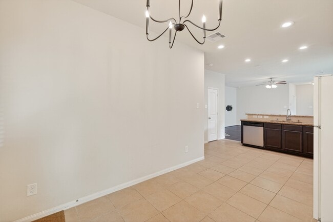 Building Photo - 12027 Rockridge Falls Dr